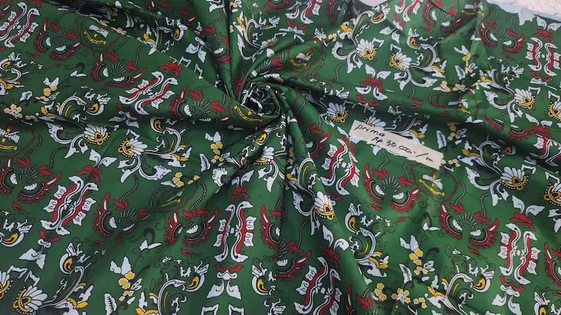 Kain batik custom bahan katun prima hijau motif seragam sekolah harga 30 ribu per meter